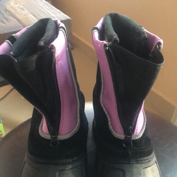 Itasca Pink Snow buster Kids Winter Boots - Picture 3 of 8